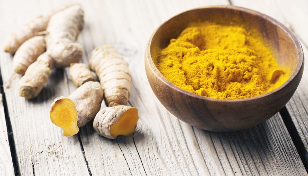 Curcuma: ecco perché fa bene e aiuta a dimagrire in fretta