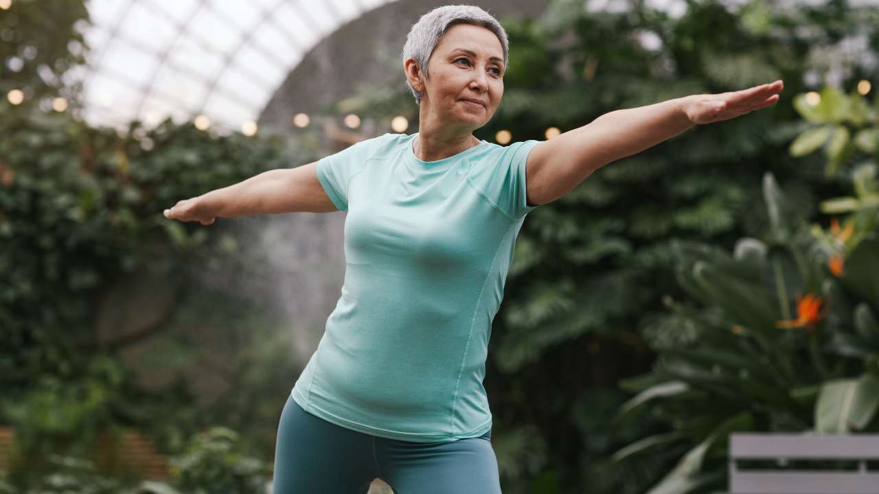 Yoga donna menopausa 11-10-2022 dimagrire